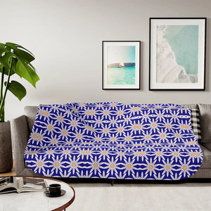 Sherpa Blanket – White Flowers Geometric Pattern - Dipaliz - Blankets