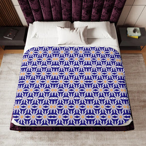 Sherpa Blanket – White Flowers Geometric Pattern - Dipaliz - Blankets