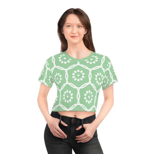 White Flowers Polyester Crop Tee Pastel Green Aop - Dipaliz - Stitching / Xs - T-shirts