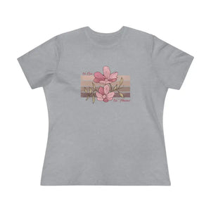 Women’s Premium Floral Tee no Rain Flowers Comfort - Dipaliz - T-shirts