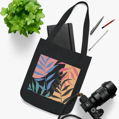 Stylish Eco Canvas Tote for Trendy Fashionistas - Bags