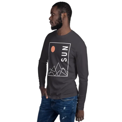 Eco-chic Long Sleeve Fitted Tee: Stand out in Style - T-shirt