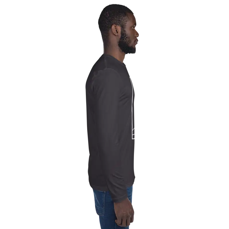 Eco-chic Long Sleeve Fitted Tee: Stand out in Style - T-shirt