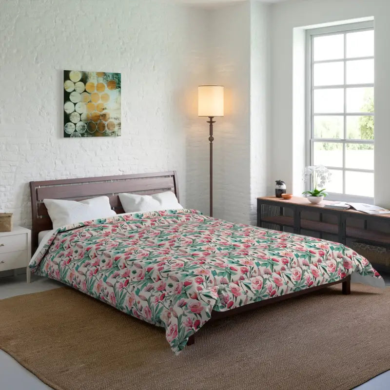 Blissful Snooze: Elegant Flowers Pattern Comforter - 88’’ × Home Decor