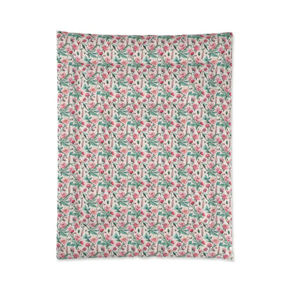 Blissful Snooze: Elegant Flowers Pattern Comforter - Home Decor