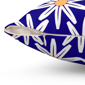 Polyester Square Pillow White Flowers Elegant Comfort - Dipaliz - Throw Pillows