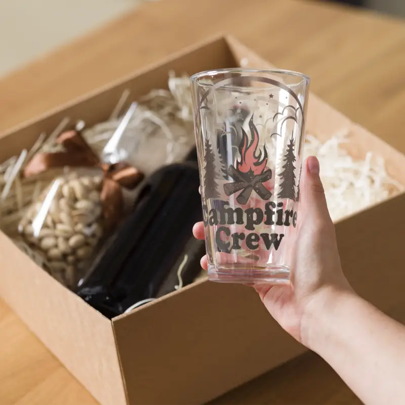 Elevate your Drinks with the Ultimate Elegance Shaker Pint Glass