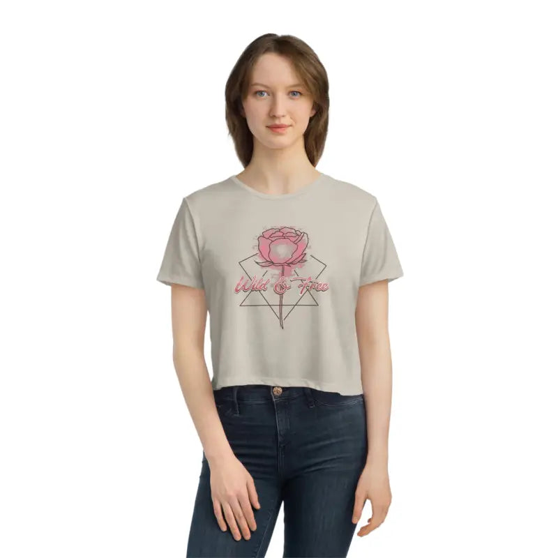 Unleash your Wild Side with Dipaliz Rose Flowy Cropped Tee - T-shirt