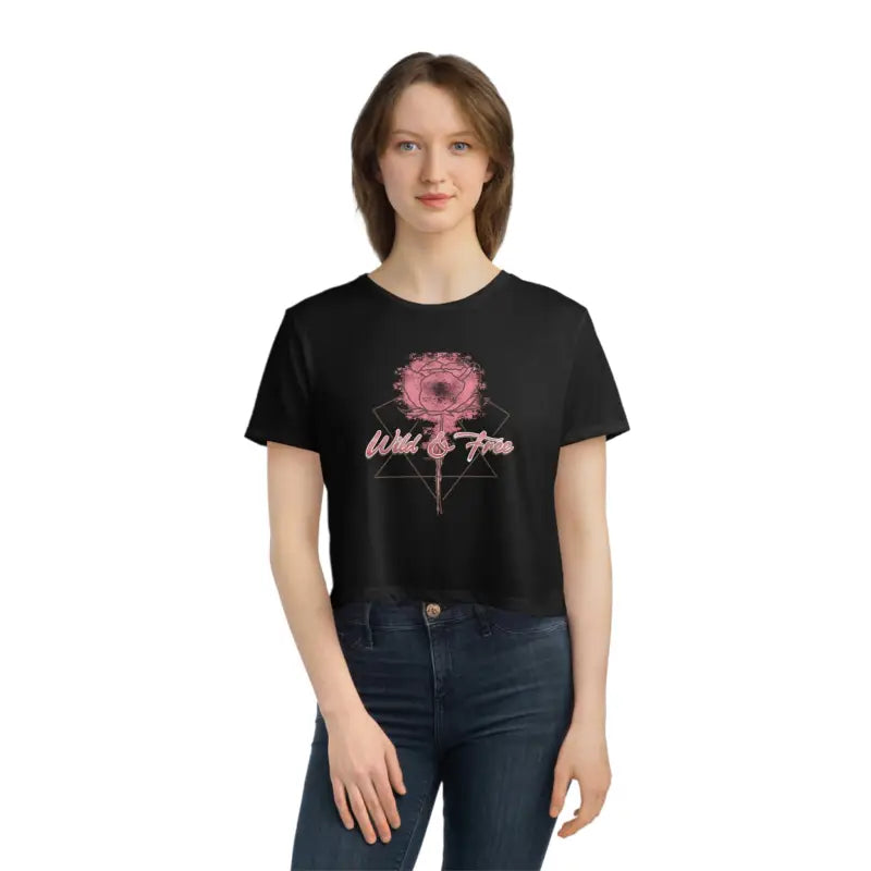 Unleash your Wild Side with Dipaliz Rose Flowy Cropped Tee - T-shirt