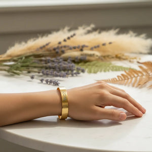 DipaliZ Minimalist Cuff Bracelet Engraved Flow Gold Material