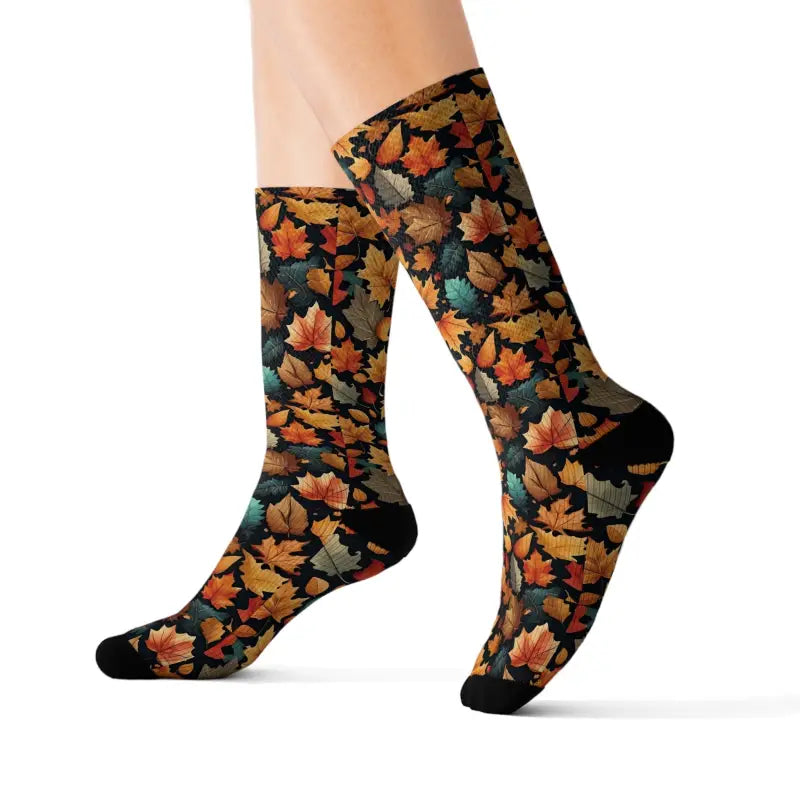 Cozy Up with Fall Leaves Pattern Socks for Autumn Bliss! - s