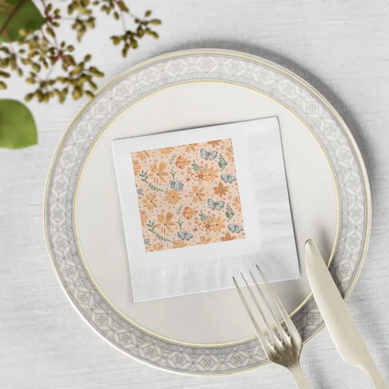 Fancy Pants Coin-edged White Napkins: Dinner’s New Mvp! - Home Decor