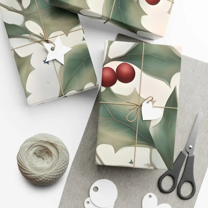 Nature-inspired Holly Leaves Gift Wrap for Perfect Presents - Home Decor