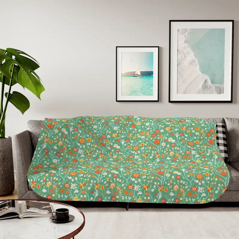 Cozy Sherpa Blanket with Floral Bliss in Chic Colors - 60’’ × 80’’ / Grey Home Decor