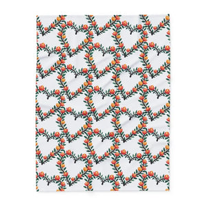 Cozy Arctic Fleece Blanket with Vibrant Floral Heart - Dipaliz - Blankets
