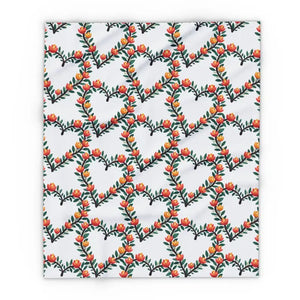 Cozy Arctic Fleece Blanket with Vibrant Floral Heart - Dipaliz - 50’’ × 60’’ - Blankets