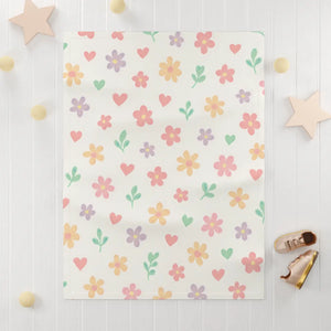 Soft Pastel Fleece Floral Hearts Baby Blanket - Dipaliz - 30’’ × 40’’ / White - Home Decor