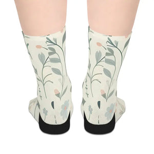 Women’s Fashion Socks - Bold Floral Pattern - Dipaliz - one Size / 3/4 Crew