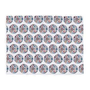 Home Decor - Arctic Fleece Blanket - Vibrant Flowers Inside Circles - Dipaliz