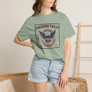 Freedom Calls Eagle Graphic T-shirt - T-shirts - m