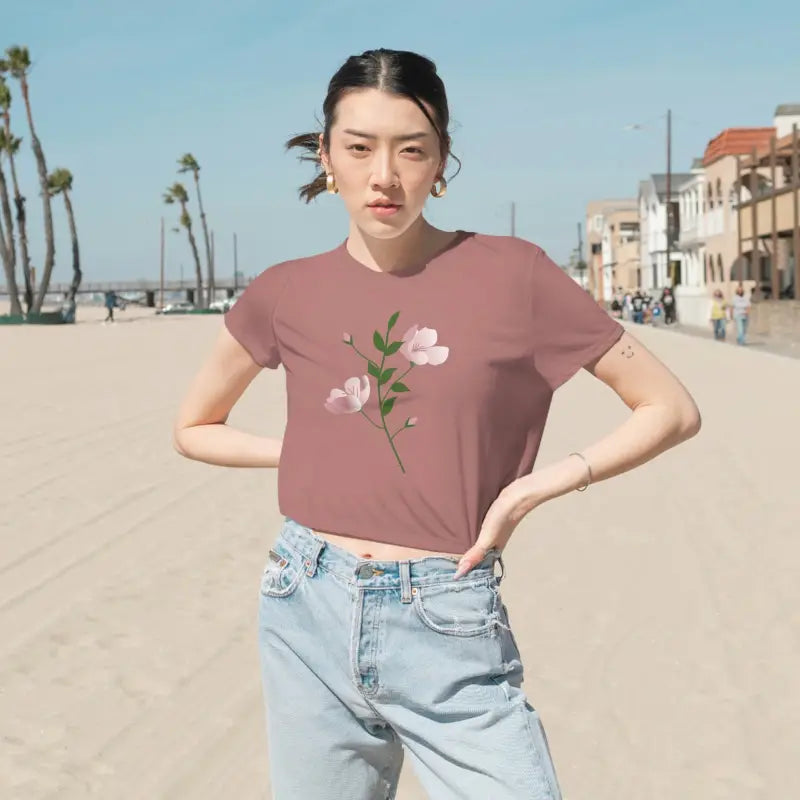 Chic Vibes: Dipaliz Flowy Cropped Tee for a Fresh Look - T-shirt