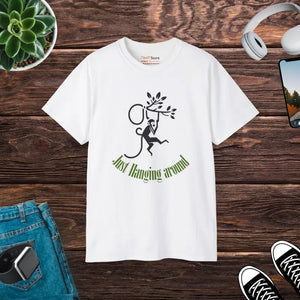 T-shirt - just Hanging Around Monkey Ultra Soft Comfort Tee - Dipaliz White / s