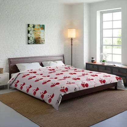 Cozy Up with our Red Hearts Polyester Comforter! - Home Decor