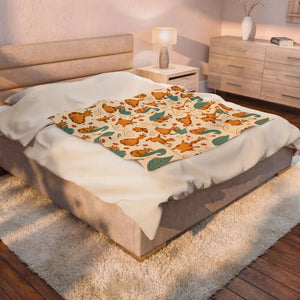 Giraffe Friends Velveteen Plush Blanket - Throw Blankets