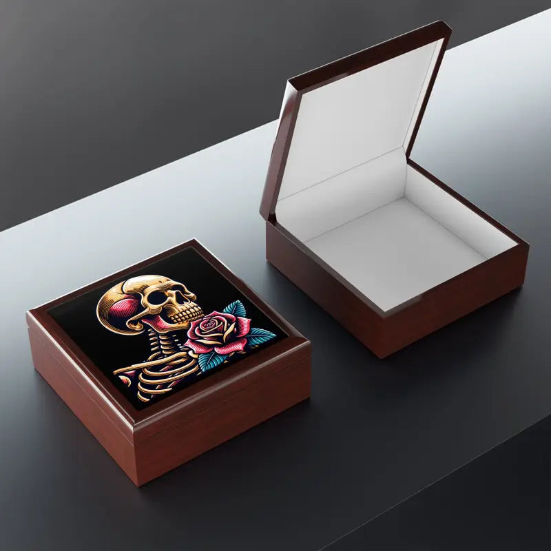 Glam Up with the Glossy Finish Skull Rose Jewelry Box - Red Mahogany / one Size Box