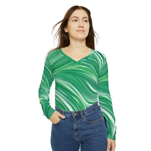 Long Sleeve Wavy Pattern Green Tee v Neck - Dipaliz - T-shirts