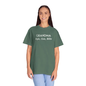 T-shirt - Grandma Tee - Soft Script Graphic Gift Shirt - Dipaliz