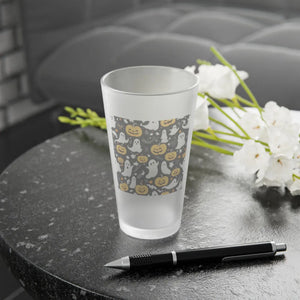 Frosted Pint Glass - Jack o Lanterns and Spooky Ghosts - Dipaliz - Beer Glasses