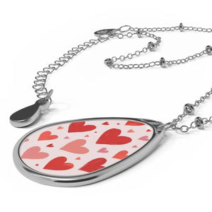 Heart Pattern Oval Necklace Vibrant Glossy Finish - Dipaliz - one Size / Silver - Necklaces