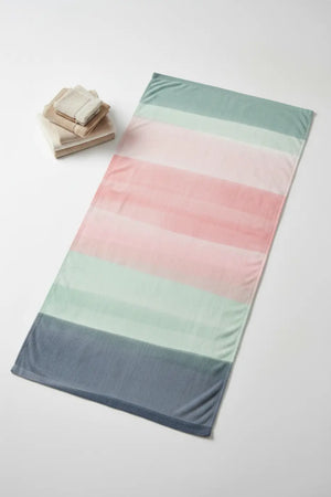 Abstract Pink Beach Towel – Green 30x60 Size - Dipaliz - Towels