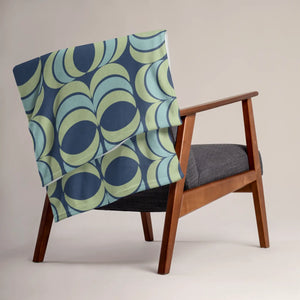 Green Throw Blanket – Soft Silk Touch Plush - Dipaliz - Blankets