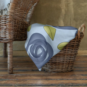 Soft Silk Touch Throw Blanket - Blue Roses Design - Dipaliz - Blankets