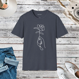 Bold Graphic Rose T-shirt - Soft Cotton Streetwear - Dipaliz - T-shirts