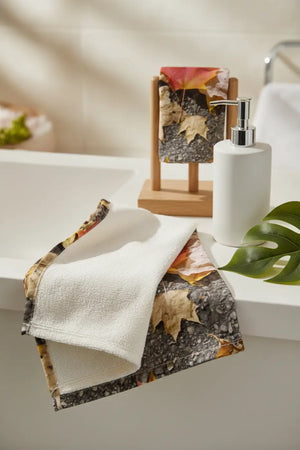 Plush Maple Leaf Towel - Spa Soft Beach Linen - Dipaliz - Towels