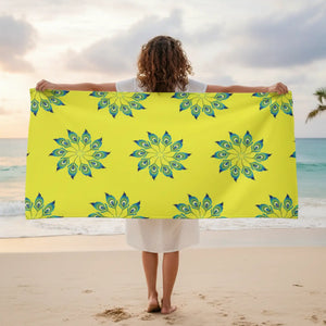 Vibrant Peacock Feather Towel - Soft Cotton Beach - Dipaliz - Towels