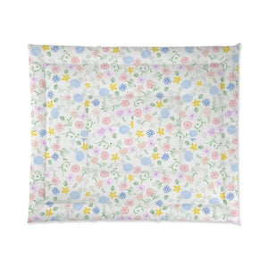 Pretty Nature Print Comforter - 104’’ × 88’’ - Quilts & Comforters