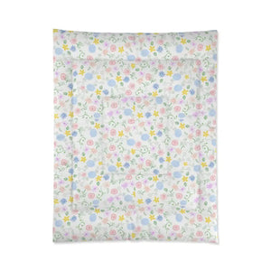 Pretty Nature Print Comforter - 68’’ × 88’’ - Quilts & Comforters