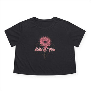 Flowy Cropped Tee Rose Flower Soft Everyday Wear - Dipaliz - T-shirts - m