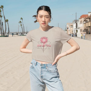 Flowy Cropped Tee Rose Flower Soft Everyday Wear - Dipaliz - T-shirts - m