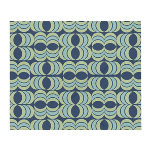 Soft Silk Touch Green Throw Blanket - Cozy Chic Comfort - Dipaliz - Blankets