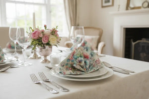 Intricately Designed Watercolor Flowers Napkins | Set of 4 - 4-piece Set / 18’’ × - Home Decor