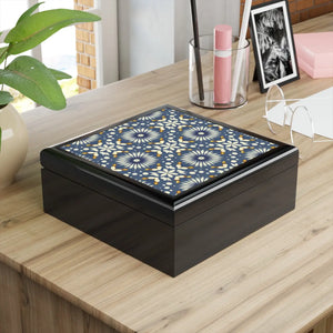 Luxurious Geometric Jewelry Box - Soft Felt Lining - Dipaliz