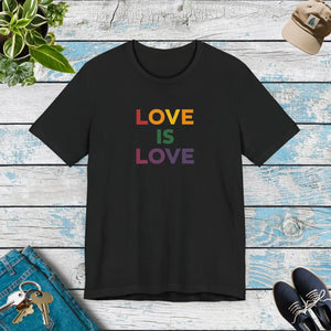 Sustainable Love is Tee - Pride Day - Dipaliz - T-shirts