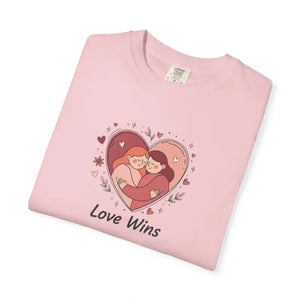 T-shirt - Love Wins Heart Couple Graphic Tee - Soft Cotton - Dipaliz