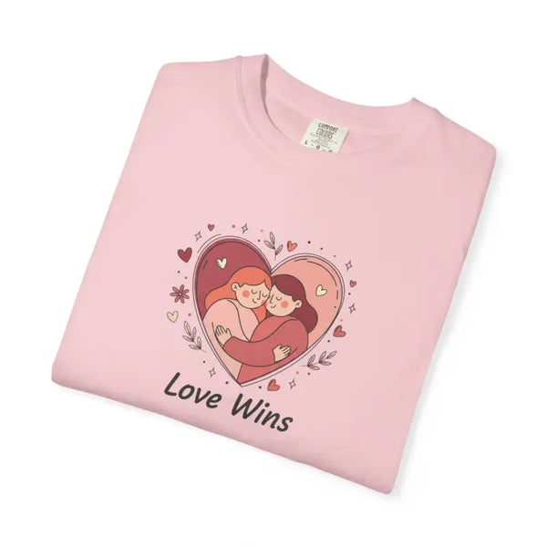 T-shirt - Love Wins Heart Couple Graphic Tee - Soft Cotton - Dipaliz