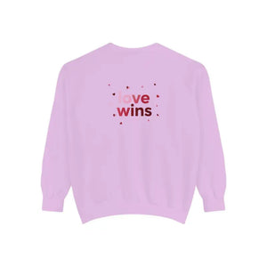 Sweatshirt - Love Wins - Cozy White Crewneck Pink Heart - Dipaliz